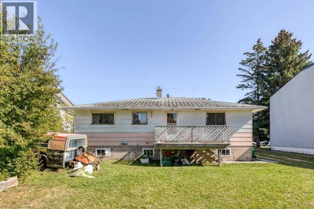 217 Ross Avenue