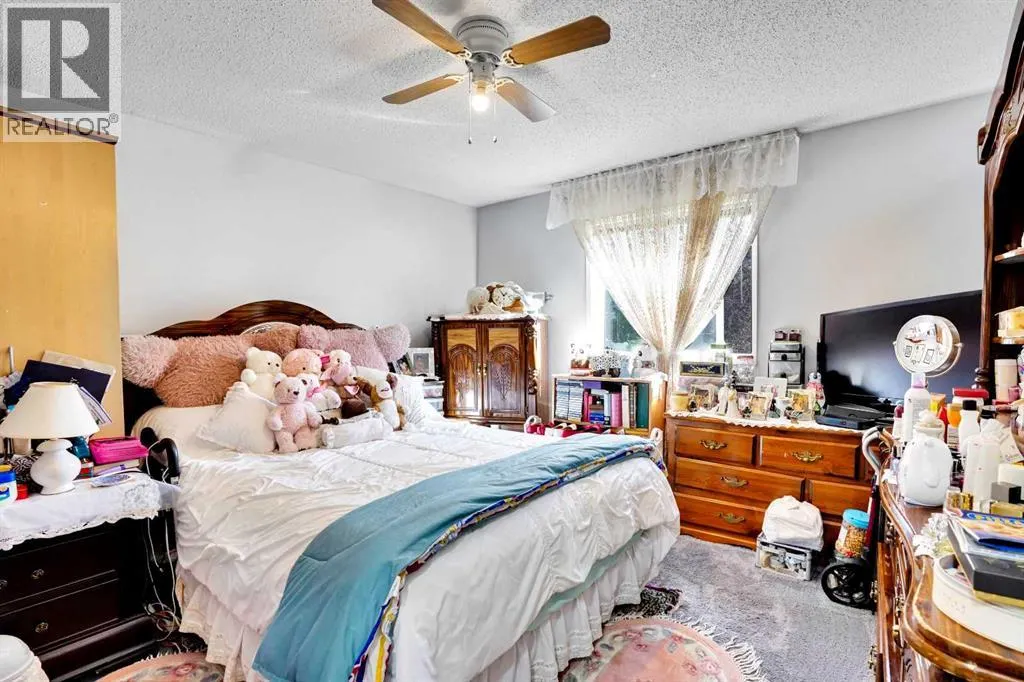 203, 21 Dover Point SE