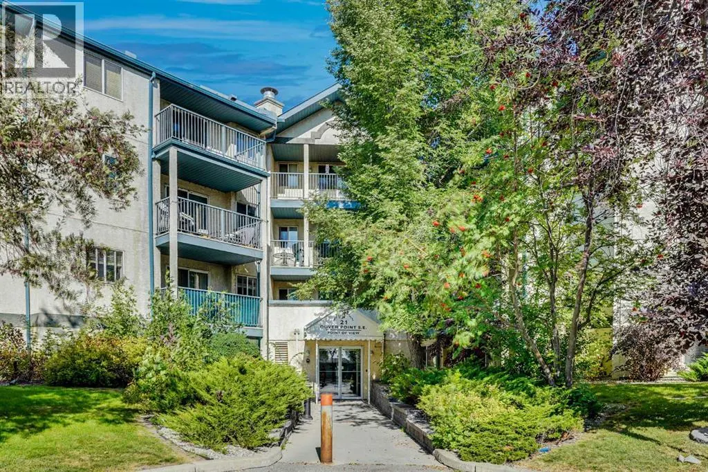 203, 21 Dover Point SE