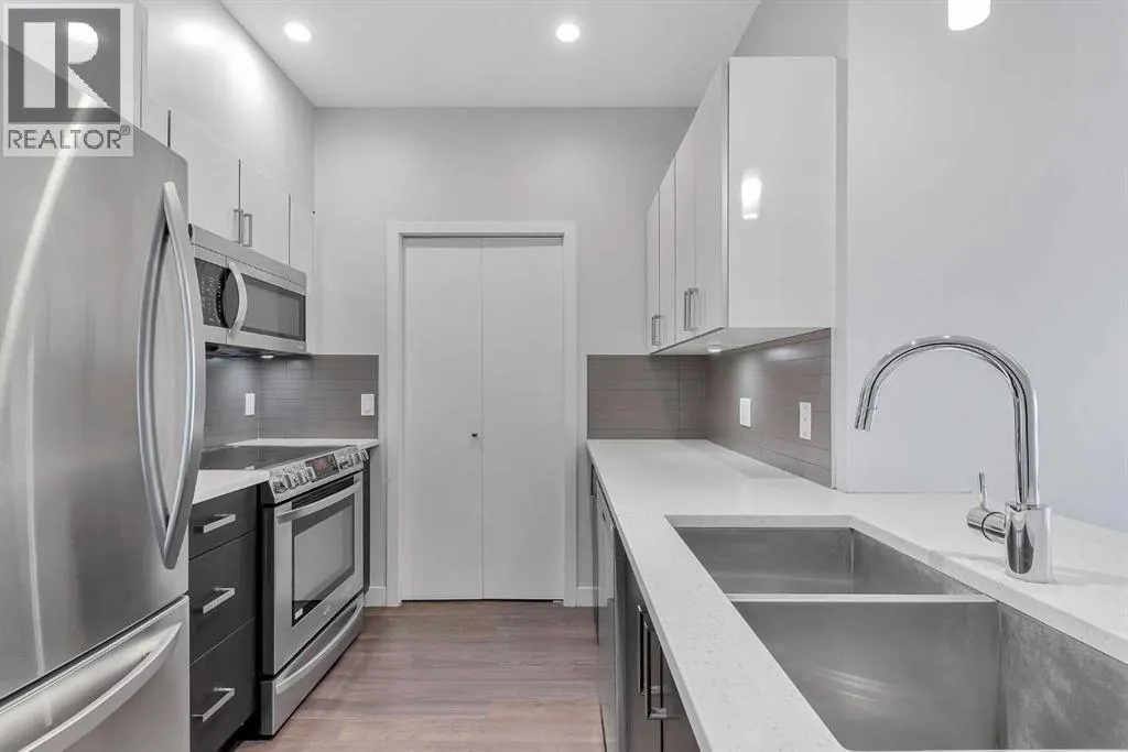 212, 10 Auburn Bay Link SE