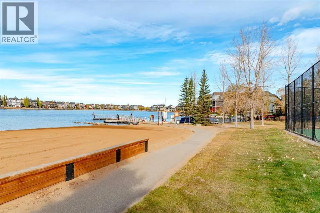 212, 10 Auburn Bay Link SE