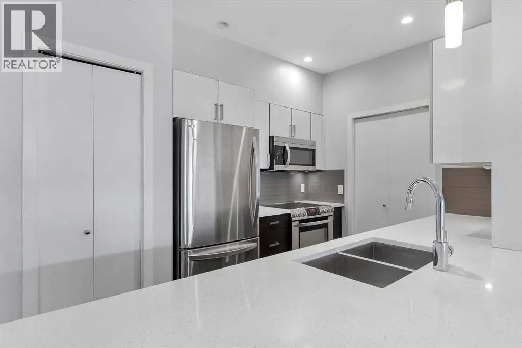 212, 10 Auburn Bay Link SE