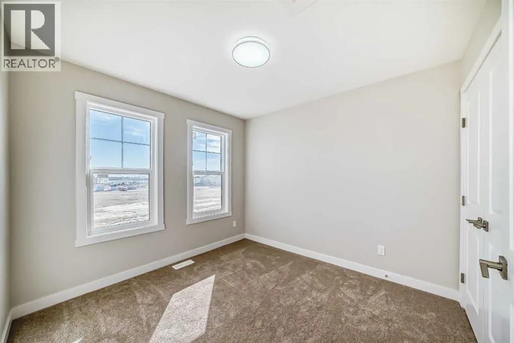 156 Belvedere Park SE