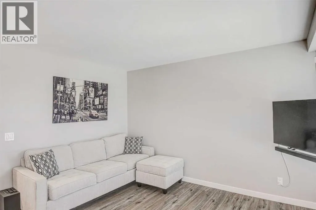 110 Hidden Hills Road NW