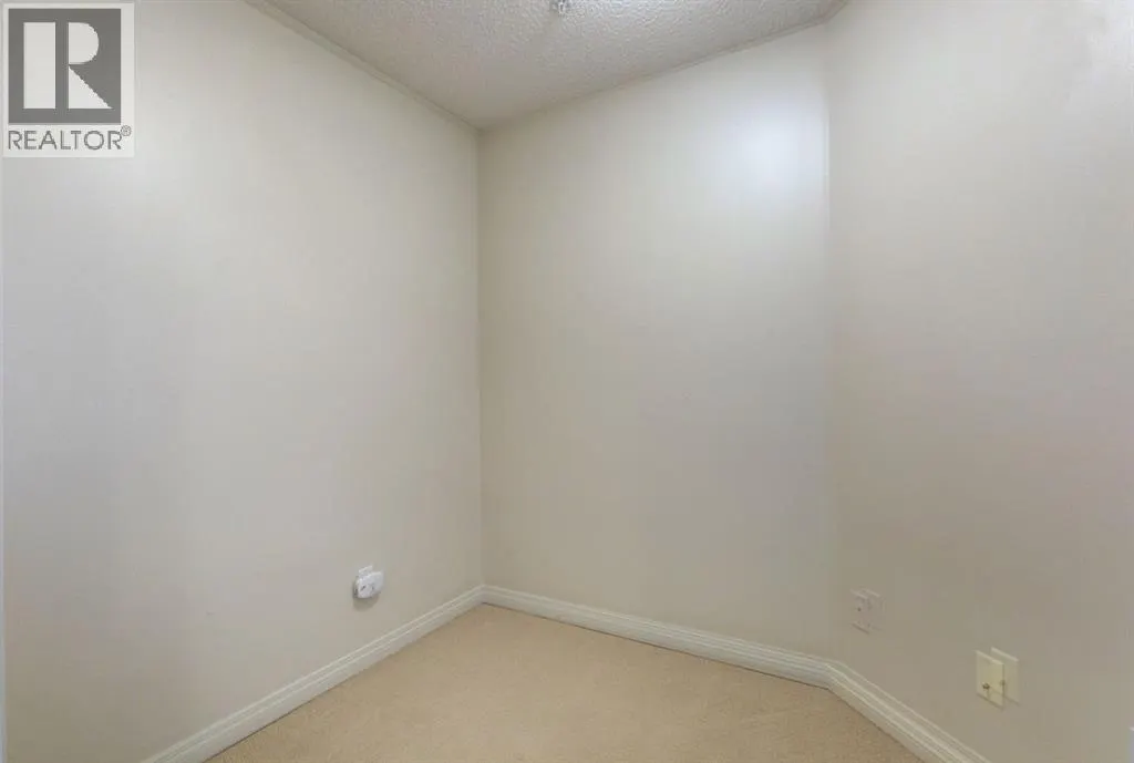 326, 22 Richard Place SW