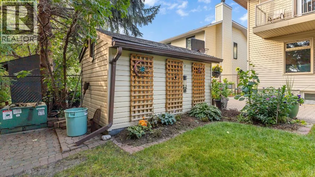 395 Silvergrove Drive NW