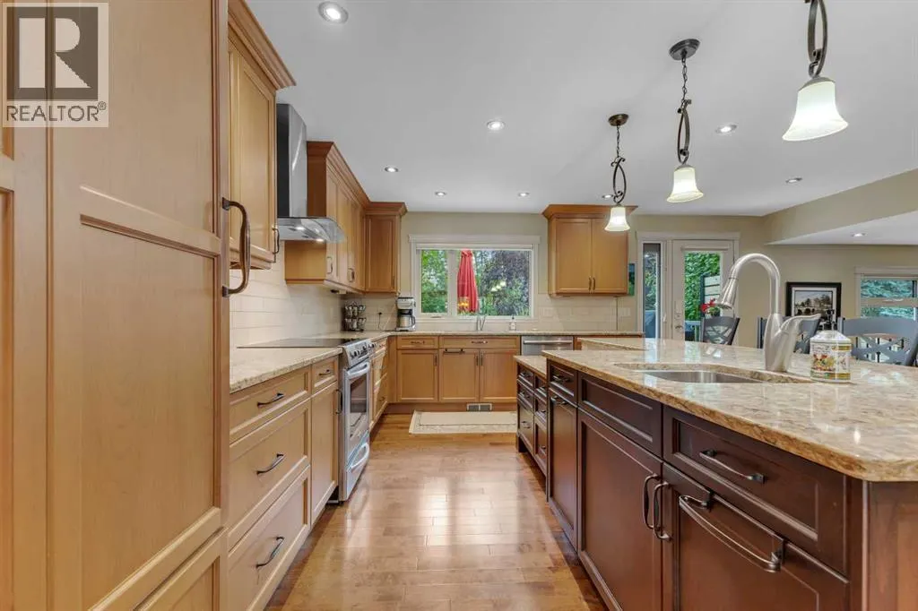 395 Silvergrove Drive NW