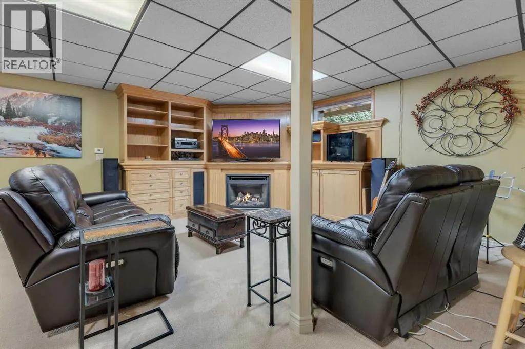395 Silvergrove Drive NW