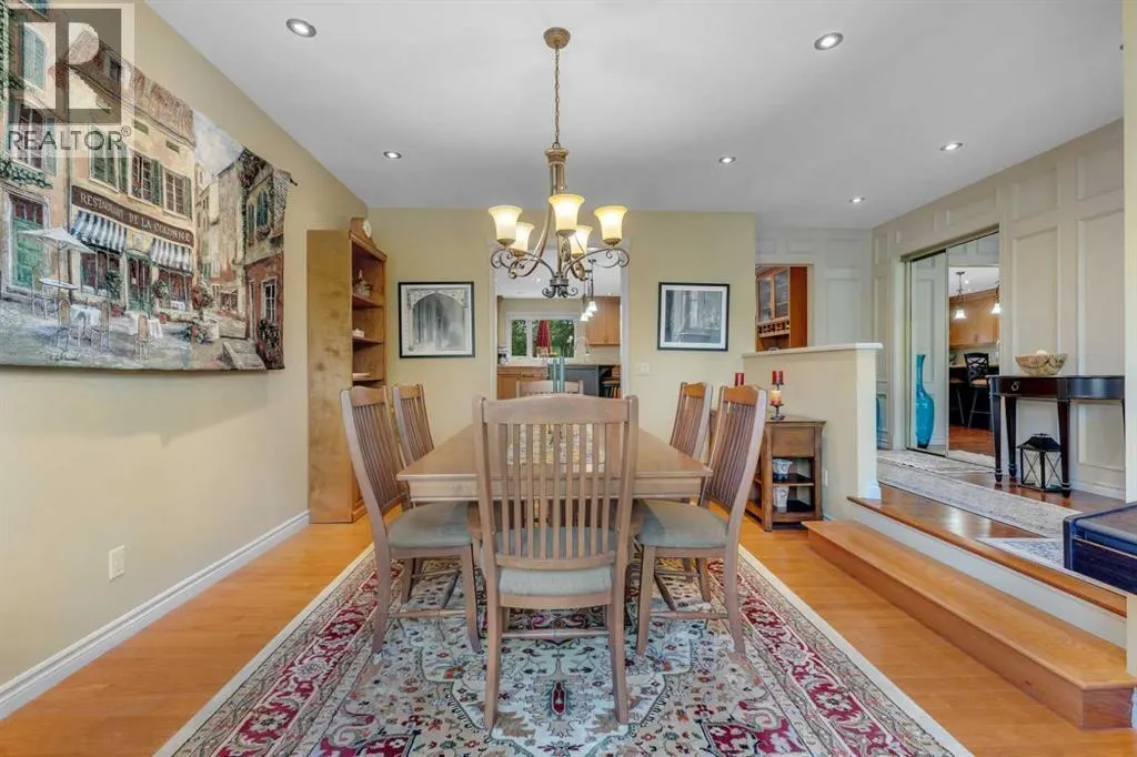 395 Silvergrove Drive NW