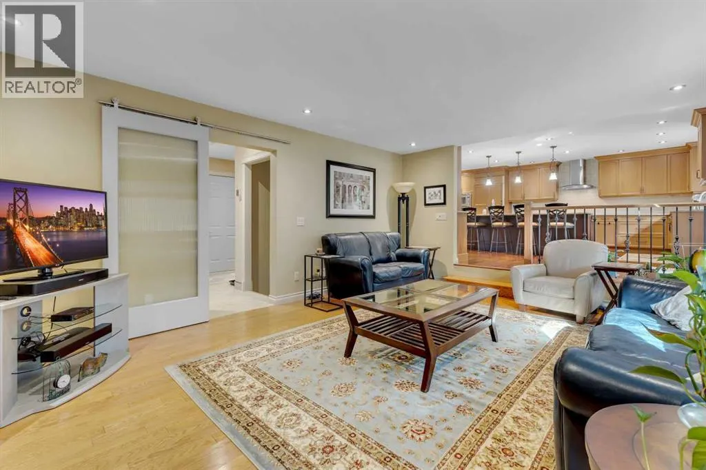 395 Silvergrove Drive NW