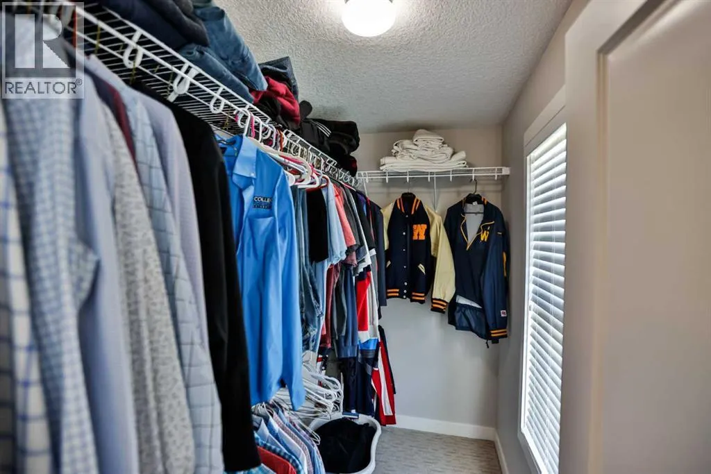 2, 77 Aquitania Circle W
