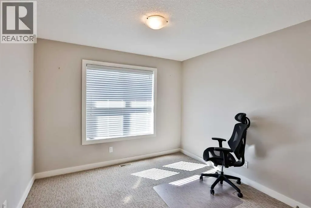 2, 77 Aquitania Circle W