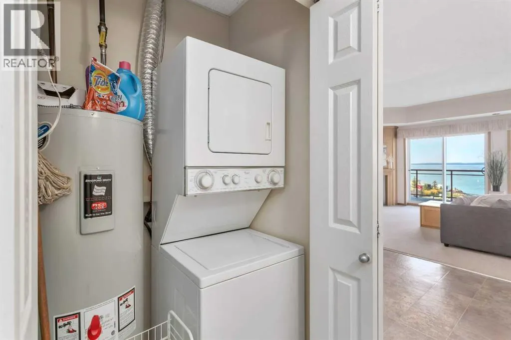 309, 5100 Lakeshore Drive