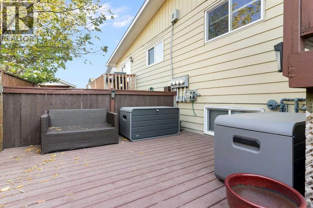 2, 524 First Street E