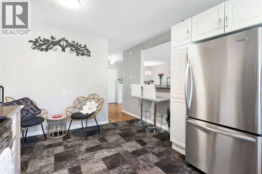 2, 524 First Street E