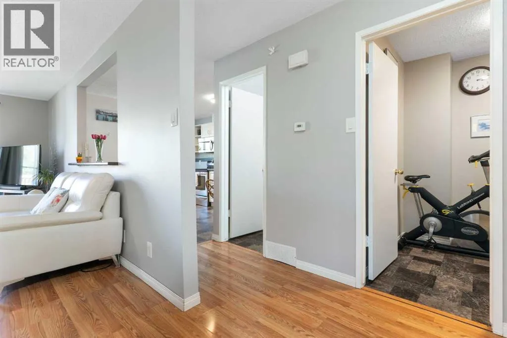 2, 524 First Street E