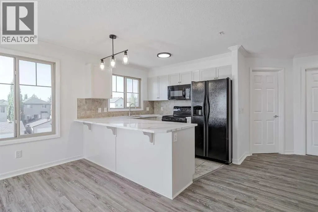 1304, 92 Crystal Shores Road