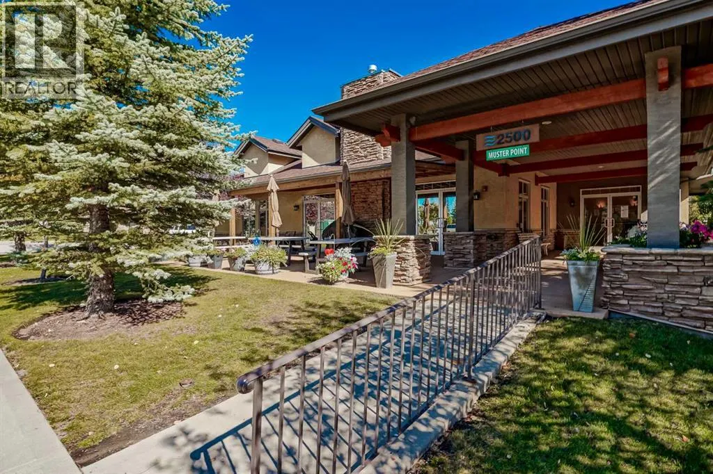 1304, 92 Crystal Shores Road