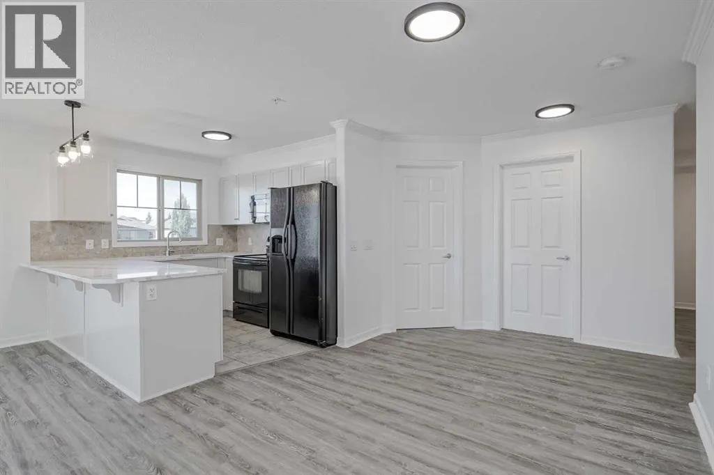 1304, 92 Crystal Shores Road