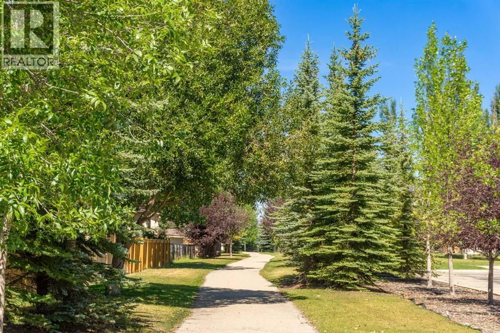 1304, 92 Crystal Shores Road