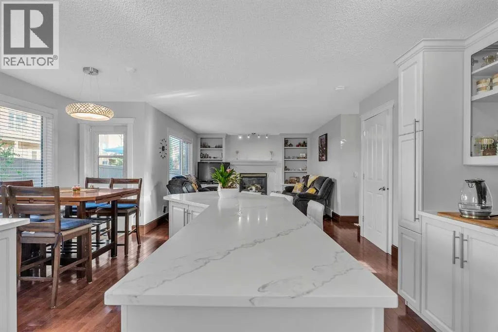 109 Royal Crest Terrace NW