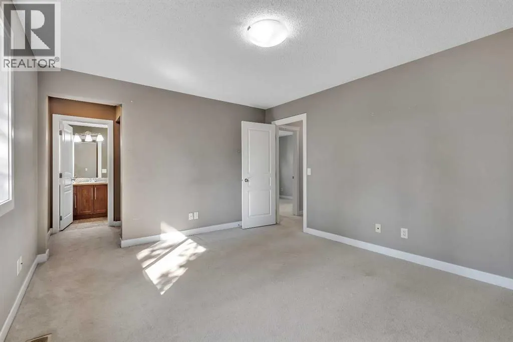 15 New Brighton Close SE