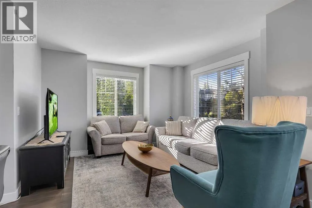 7 West Coach Manor SW