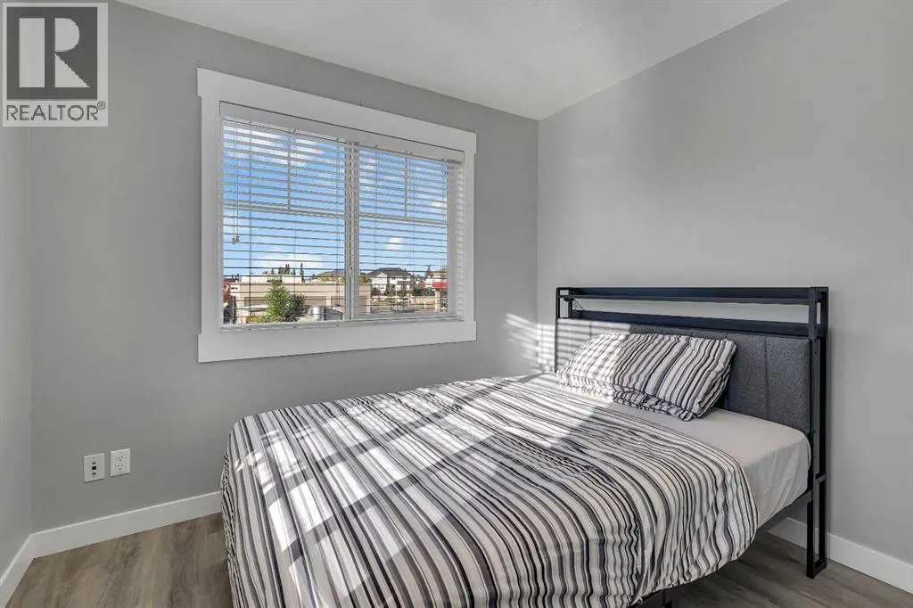 7 West Coach Manor SW