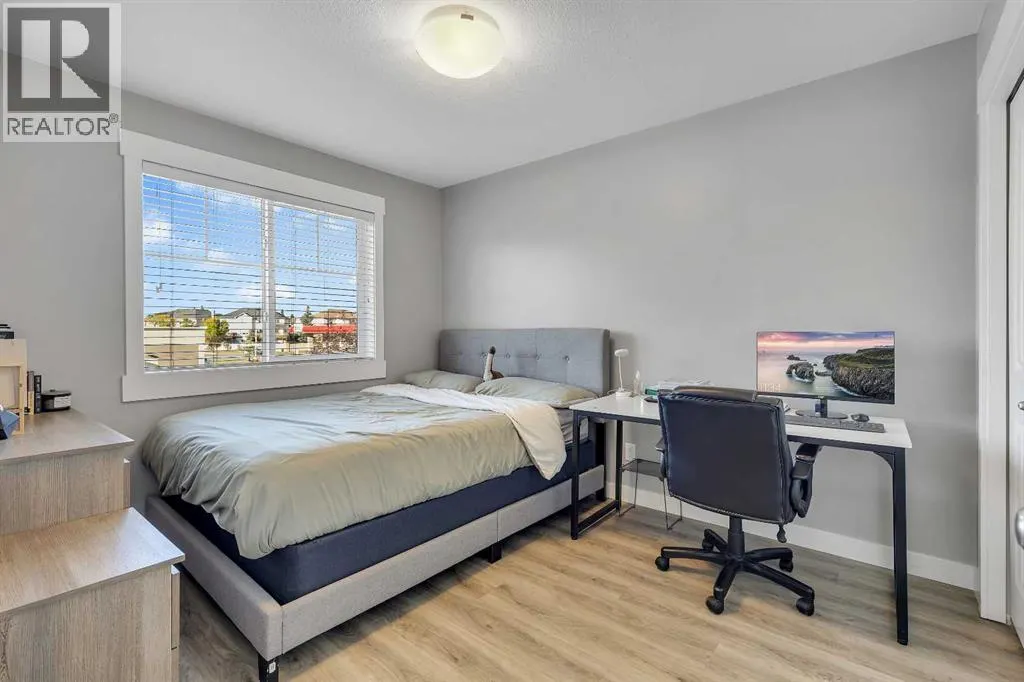 7 West Coach Manor SW