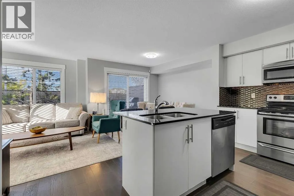 7 West Coach Manor SW