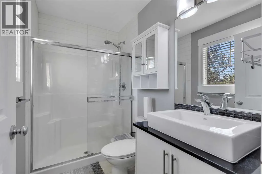 7 West Coach Manor SW