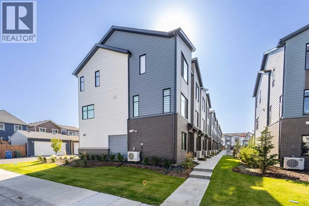 61, 903 Mahogany Boulevard SE