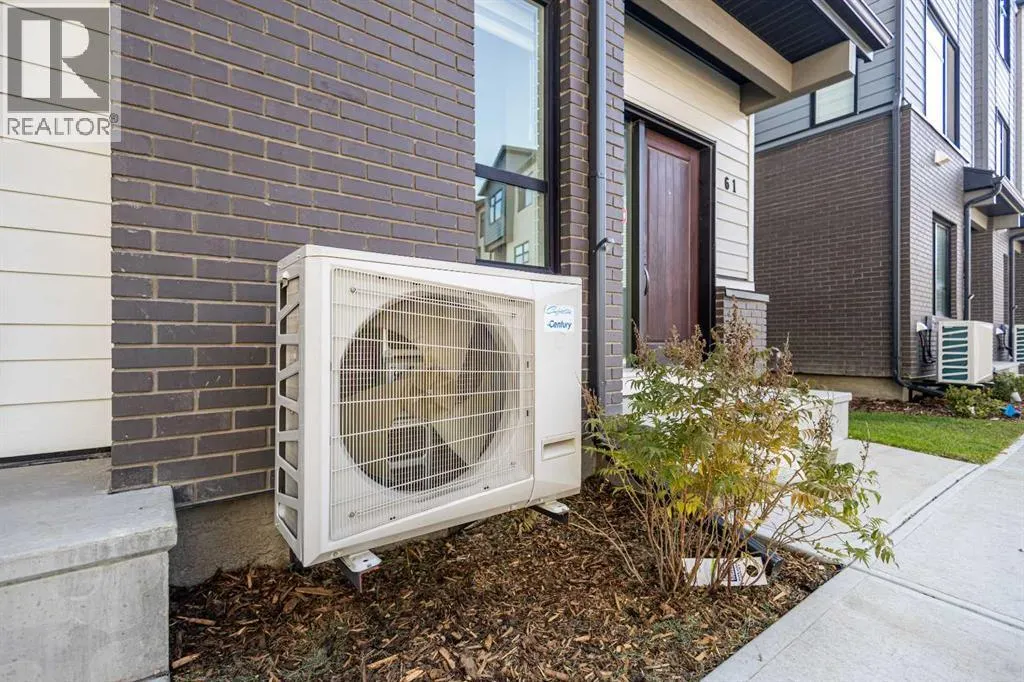 61, 903 Mahogany Boulevard SE