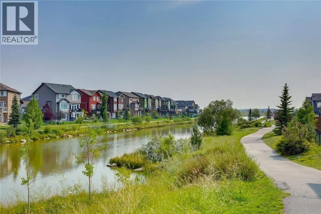 427 Canals Boulevard SW