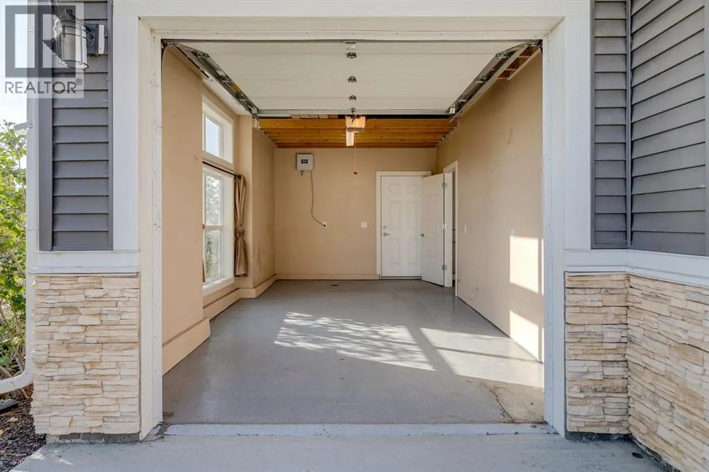 427 Canals Boulevard SW