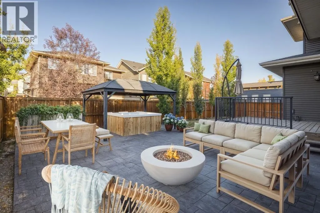 427 Canals Boulevard SW