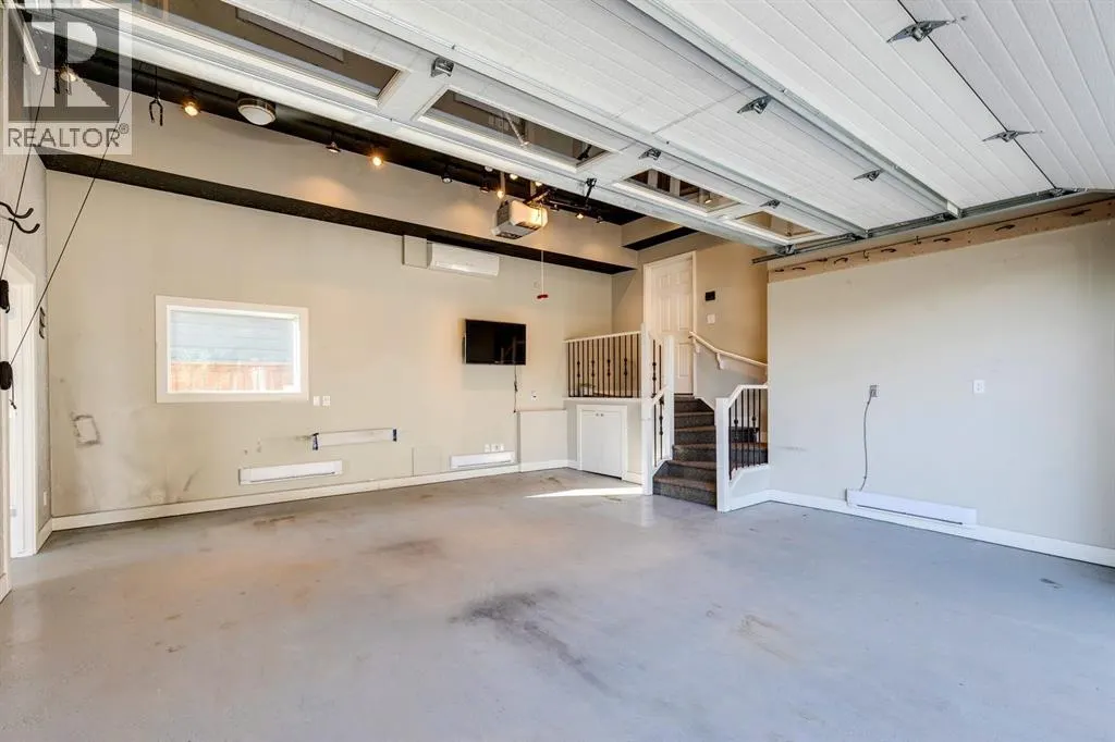 427 Canals Boulevard SW