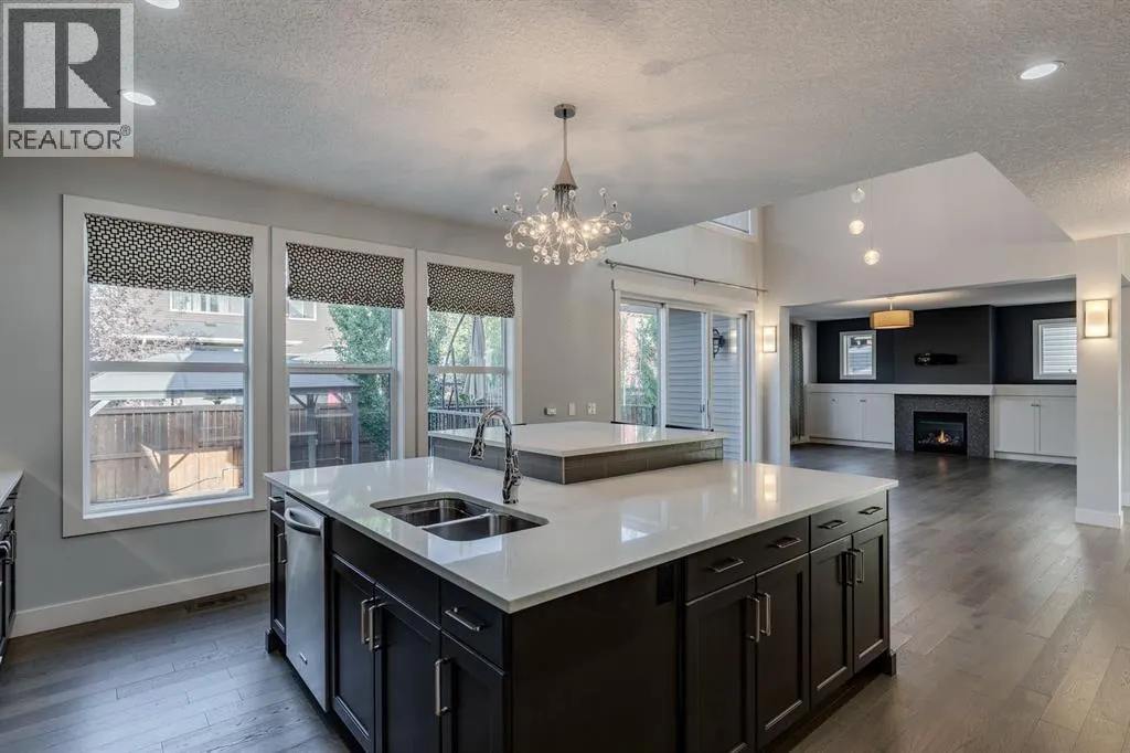 427 Canals Boulevard SW