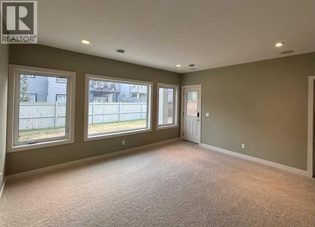 104 Aspenmere Circle