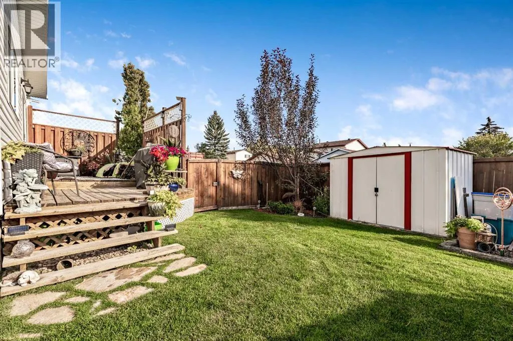 232 Whitlock Place NE