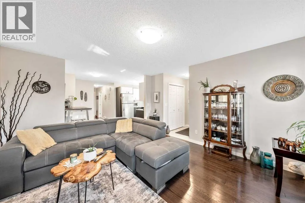 232 Whitlock Place NE