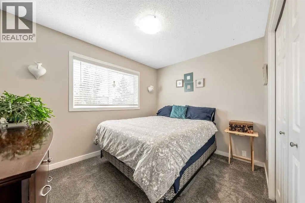 232 Whitlock Place NE
