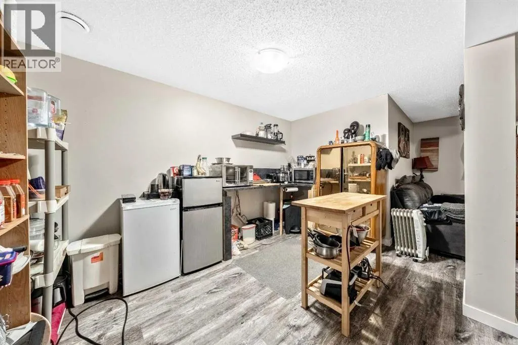 232 Whitlock Place NE