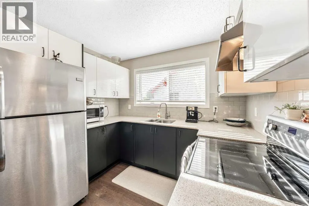232 Whitlock Place NE