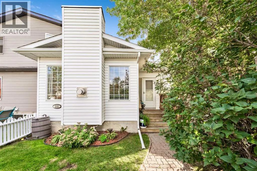 232 Whitlock Place NE