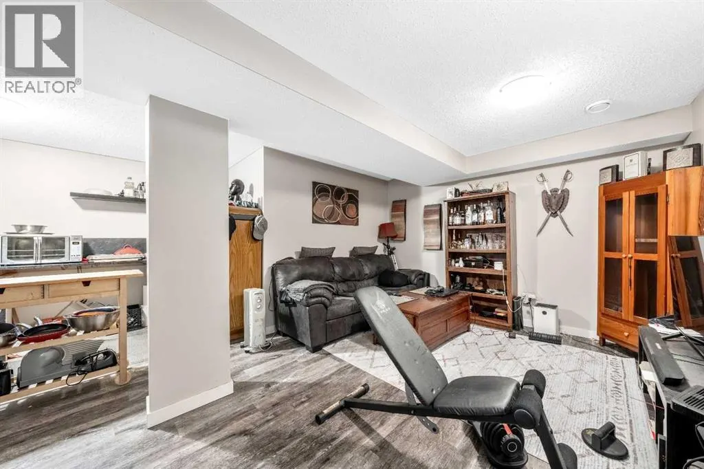 232 Whitlock Place NE