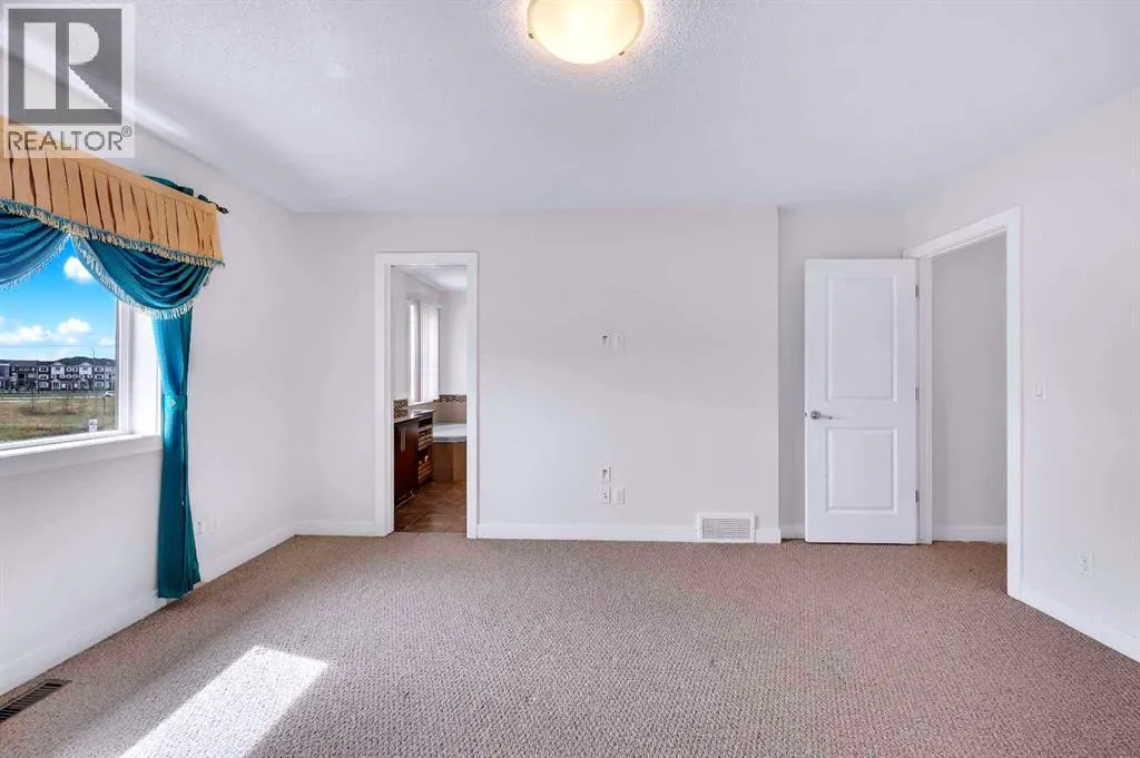116 Skyview Shores Manor NE