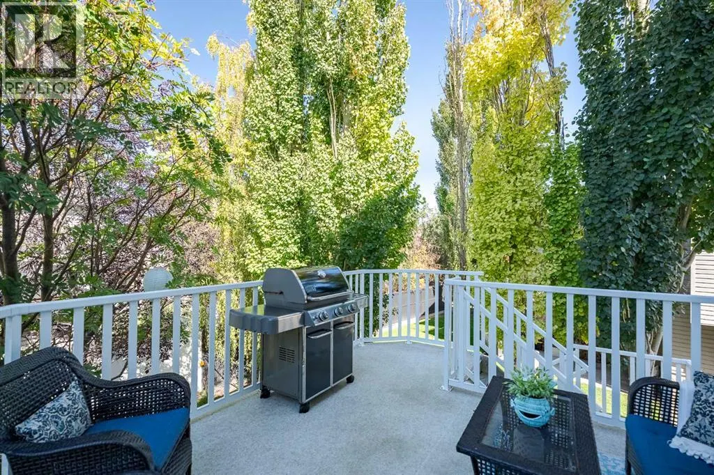 100 Coopers Heights SW