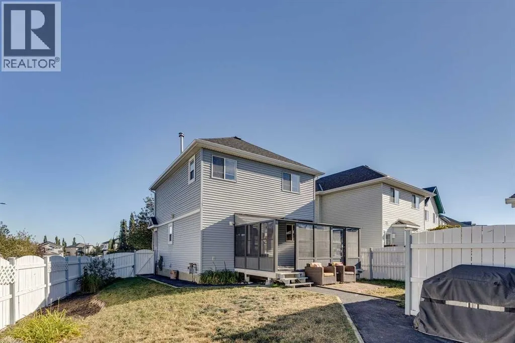 201 Citadel Forest Close NW