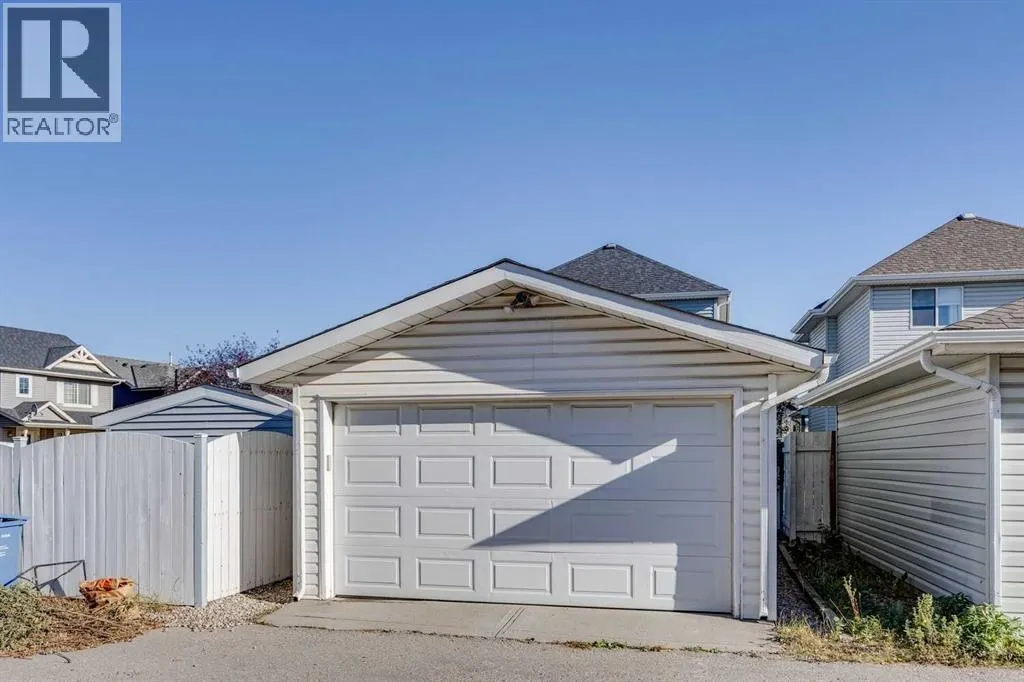 201 Citadel Forest Close NW